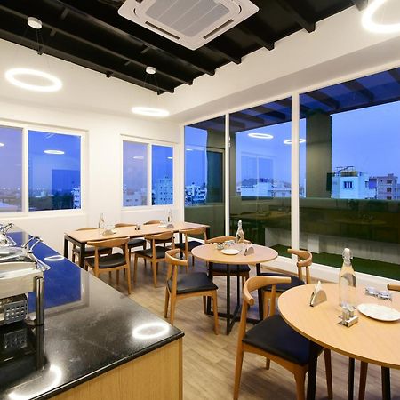 ホテル Oyo タウンハウス 106 エアポート ロード Yelahanka エクステリア 写真